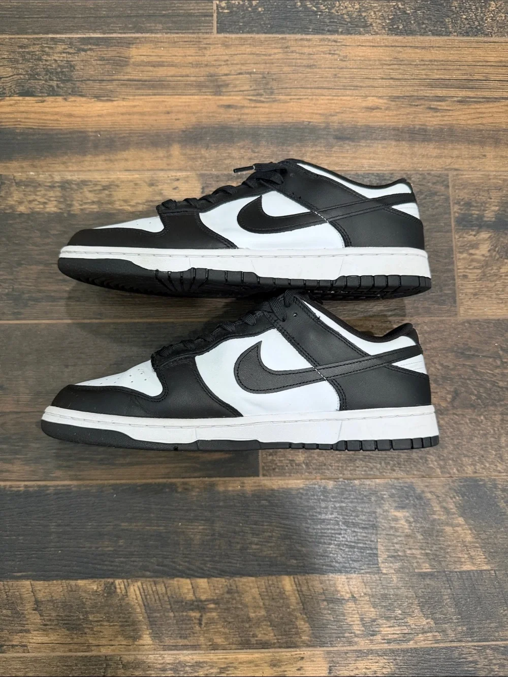 Nike Dunk Low Panda Sneakers